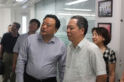 违法和不良信息举报电话